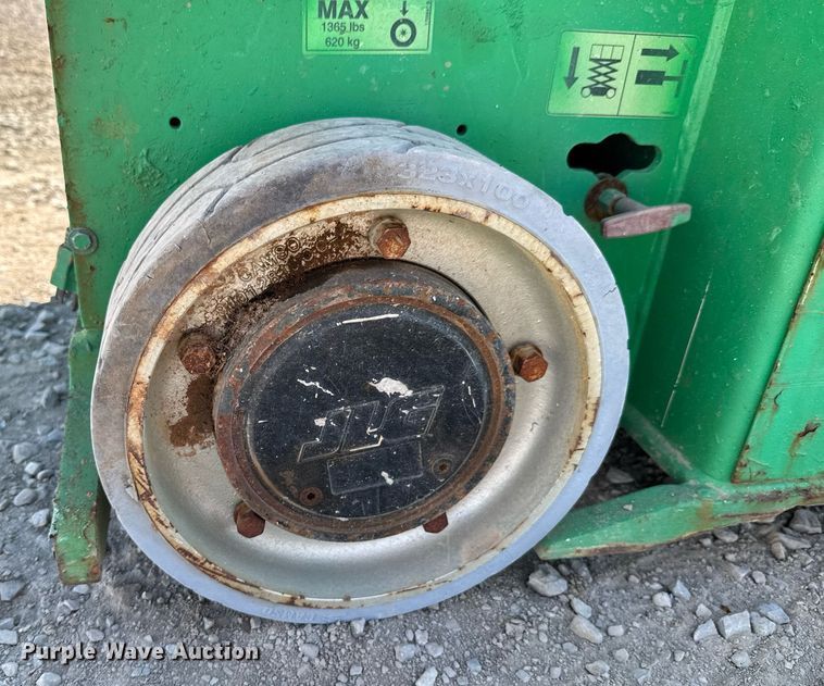 image for item DO0717 JLG 1932 RS scissor lift