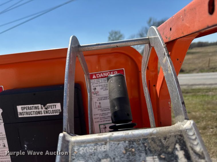 image for item DO0718 2017 Snorkel S3219E scissor lift