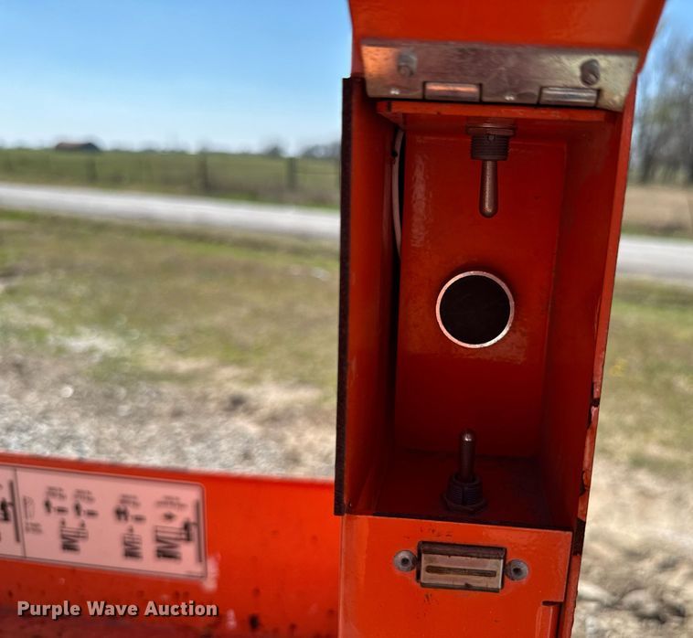 image for item DO0718 2017 Snorkel S3219E scissor lift