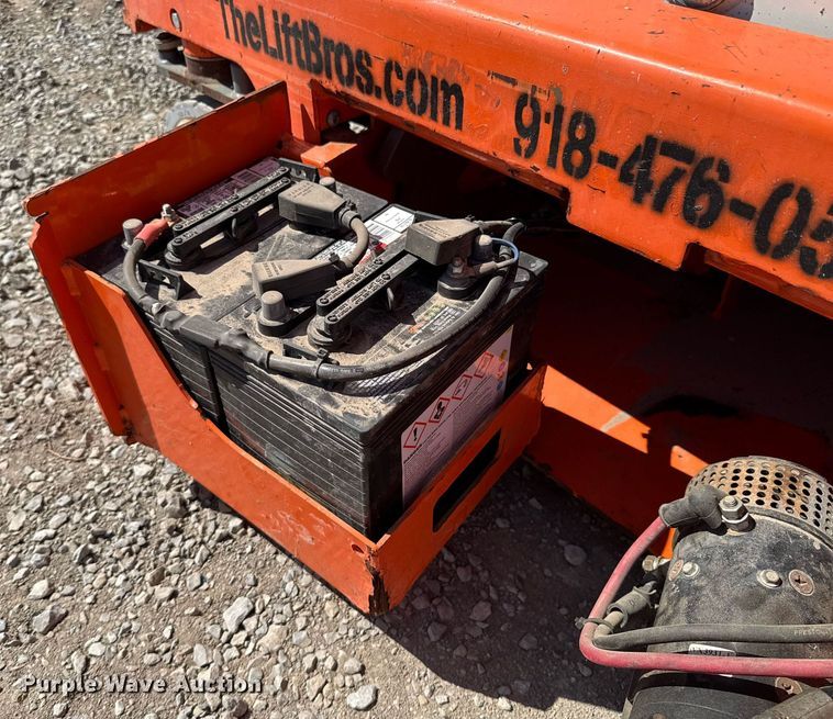 image for item DO0718 2017 Snorkel S3219E scissor lift