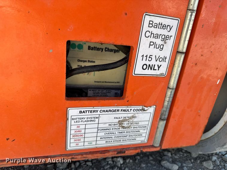 image for item DO0718 2017 Snorkel S3219E scissor lift