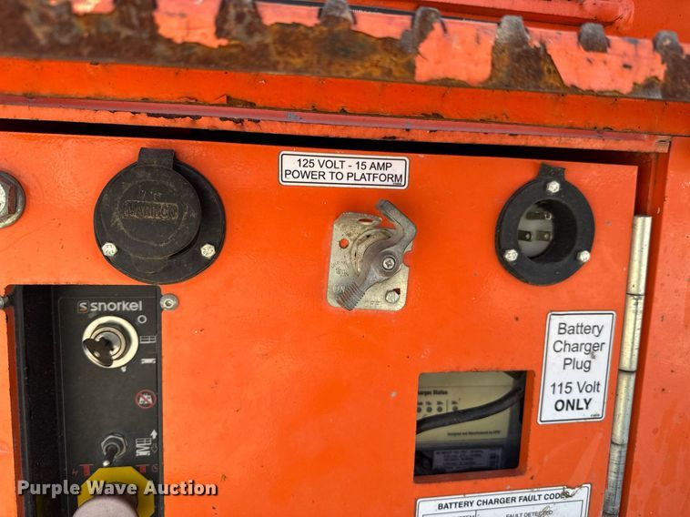 image for item DO0718 2017 Snorkel S3219E scissor lift