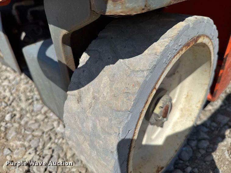 image for item DO0718 2017 Snorkel S3219E scissor lift