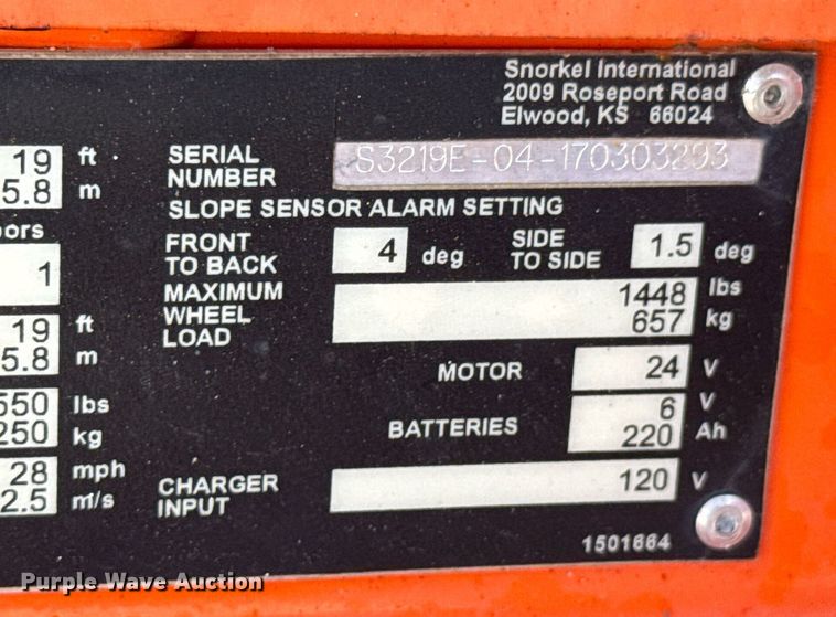 image for item DO0718 2017 Snorkel S3219E scissor lift