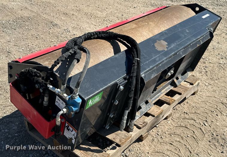 image for item DO0720 Raytree RMVR76 skid steer vibratory roller