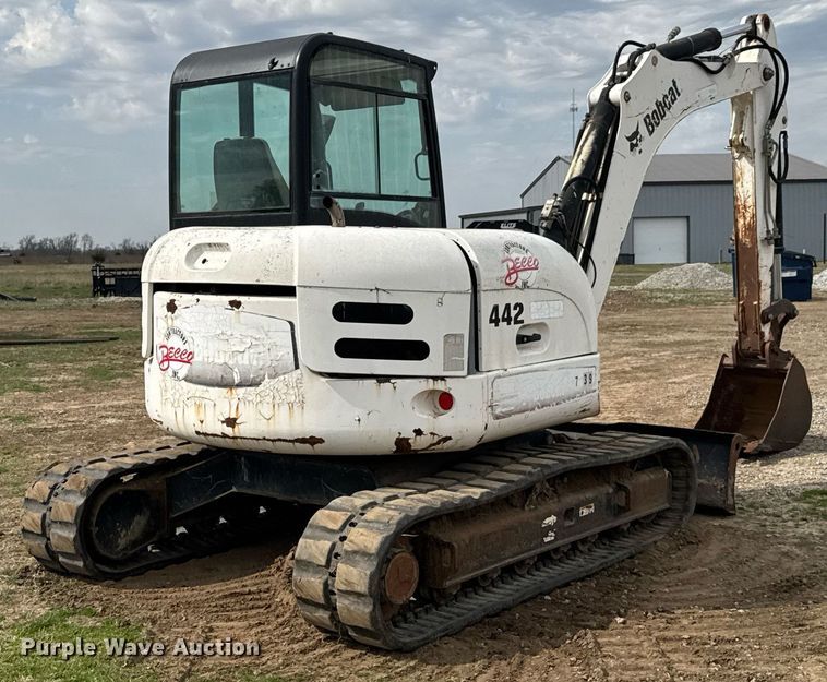 image for item DO0722 2006 Bobcat 442C mini excavator