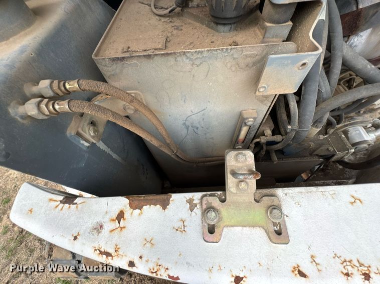 image for item DO0722 2006 Bobcat 442C mini excavator