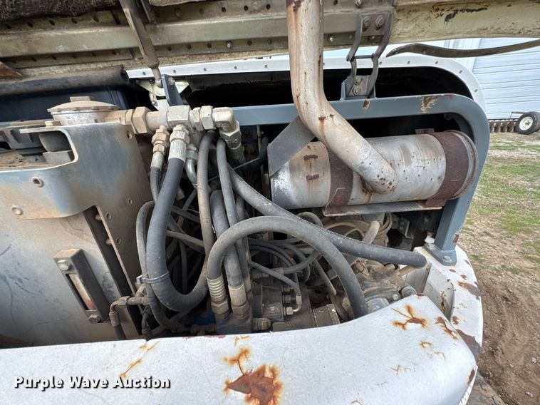 image for item DO0722 2006 Bobcat 442C mini excavator