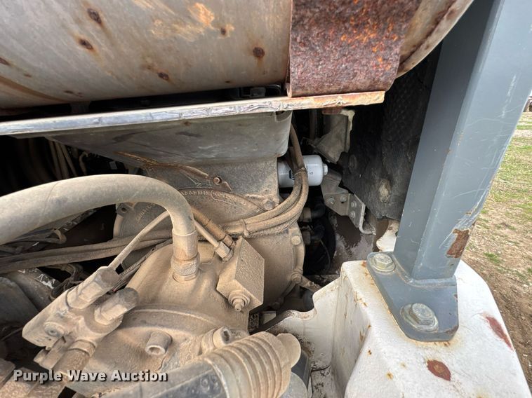 image for item DO0722 2006 Bobcat 442C mini excavator