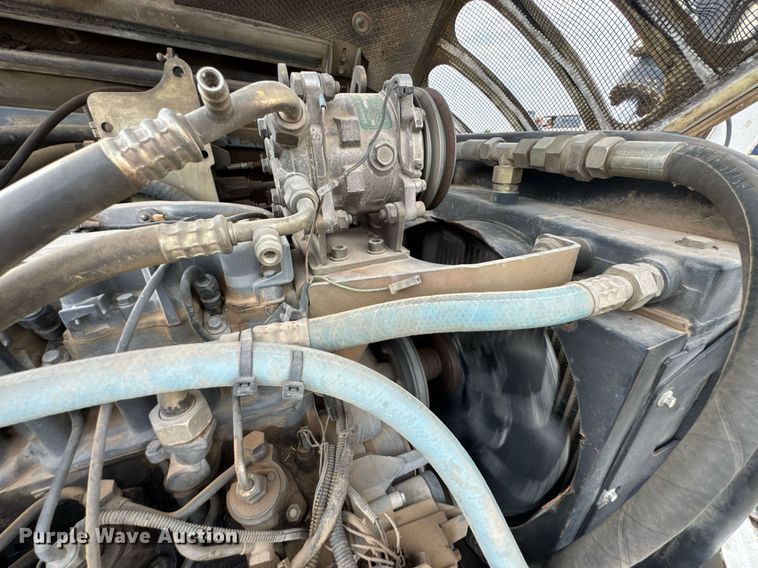 image for item DO0722 2006 Bobcat 442C mini excavator