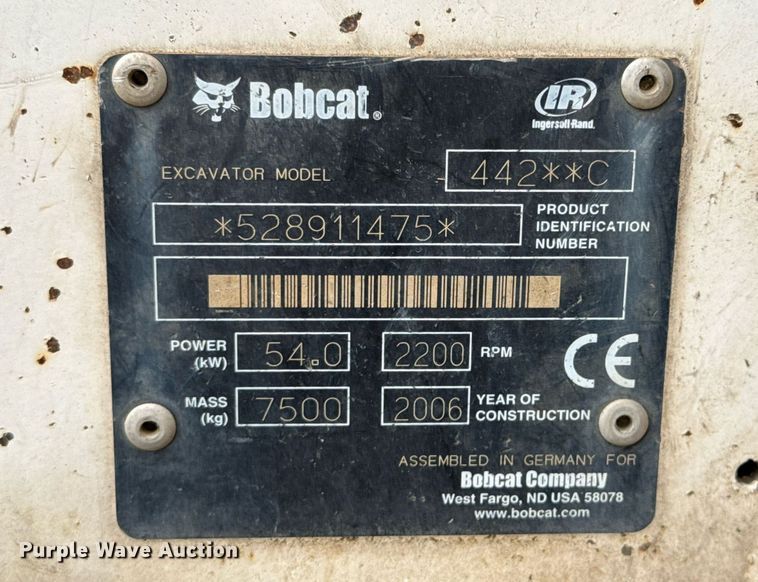 image for item DO0722 2006 Bobcat 442C mini excavator