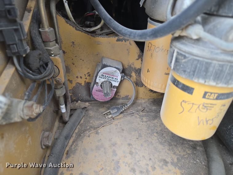 image for item DO7832 2004 Caterpillar 246 skid steer loader