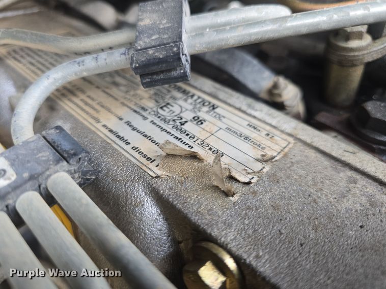 image for item DO7832 2004 Caterpillar 246 skid steer loader