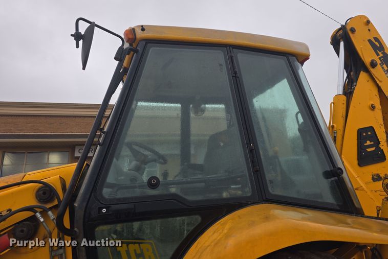 image for item DO7863 1997 JCB 214 Series 3 backhoe