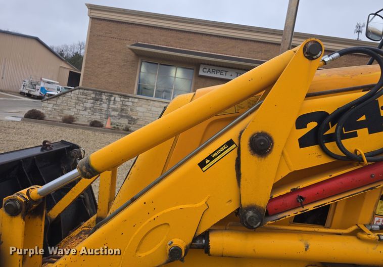 image for item DO7863 1997 JCB 214 Series 3 backhoe