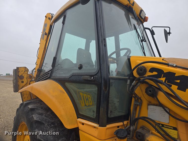 image for item DO7863 1997 JCB 214 Series 3 backhoe