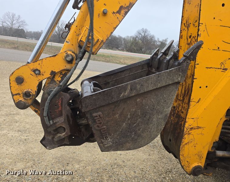 image for item DO7863 1997 JCB 214 Series 3 backhoe