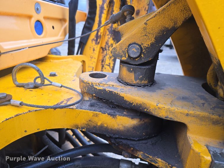 image for item DO7863 1997 JCB 214 Series 3 backhoe