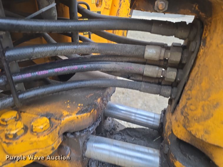 image for item DO7863 1997 JCB 214 Series 3 backhoe