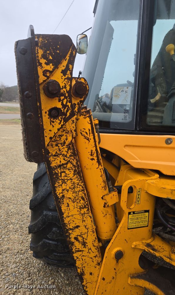 image for item DO7863 1997 JCB 214 Series 3 backhoe