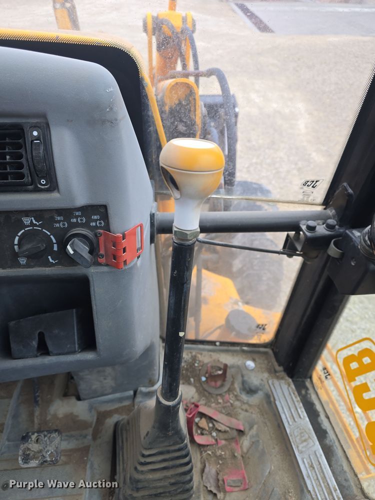 image for item DO7863 1997 JCB 214 Series 3 backhoe