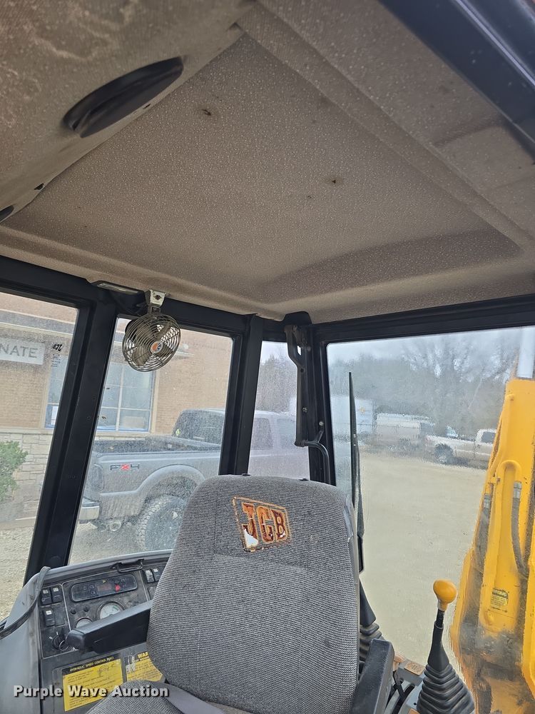 image for item DO7863 1997 JCB 214 Series 3 backhoe