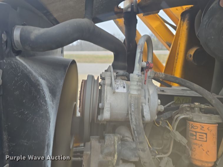 image for item DO7863 1997 JCB 214 Series 3 backhoe