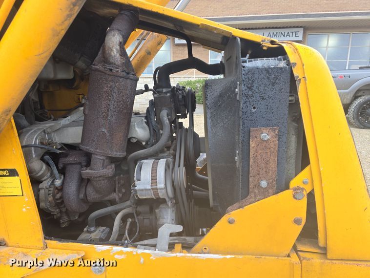 image for item DO7863 1997 JCB 214 Series 3 backhoe