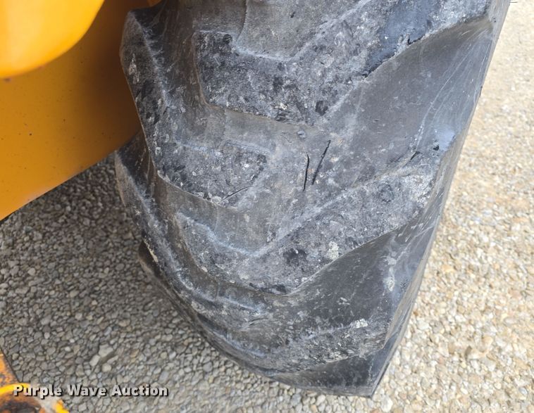 image for item DO7863 1997 JCB 214 Series 3 backhoe