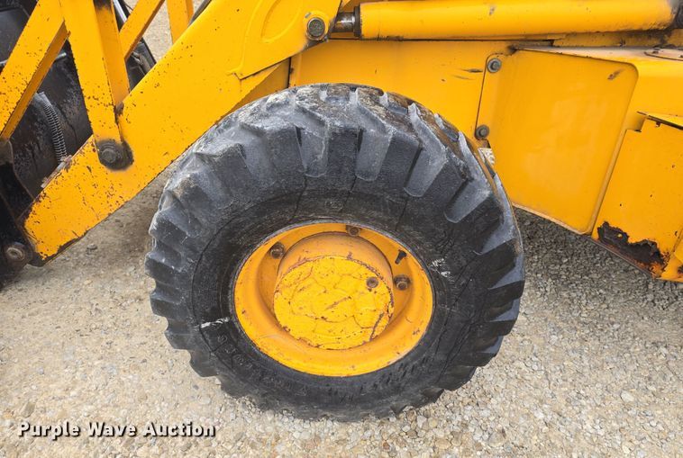 image for item DO7863 1997 JCB 214 Series 3 backhoe