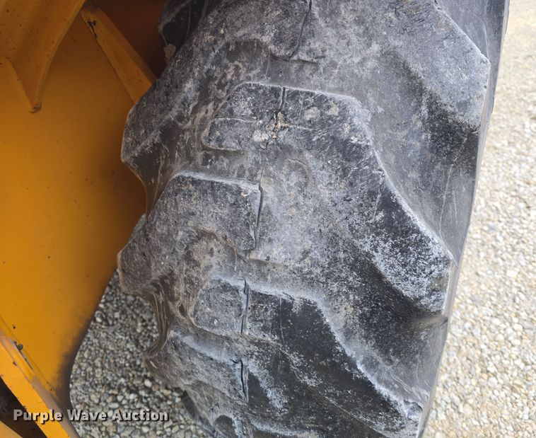 image for item DO7863 1997 JCB 214 Series 3 backhoe