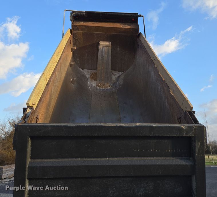 image for item DP6217 2015 Peterbilt PB348 dump truck