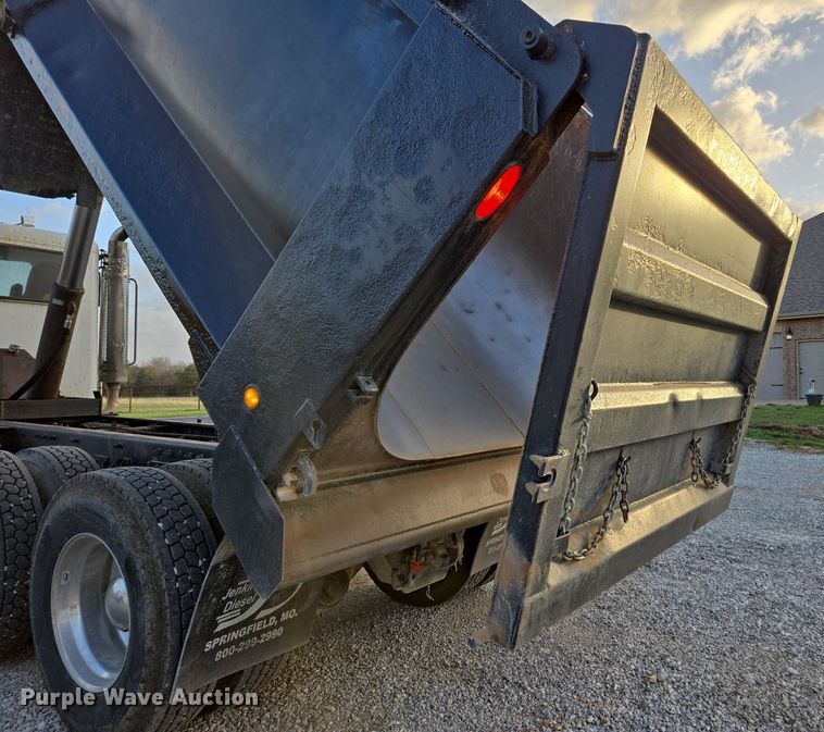 image for item DP6217 2015 Peterbilt PB348 dump truck