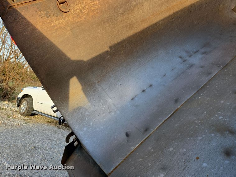 image for item DP6217 2015 Peterbilt PB348 dump truck