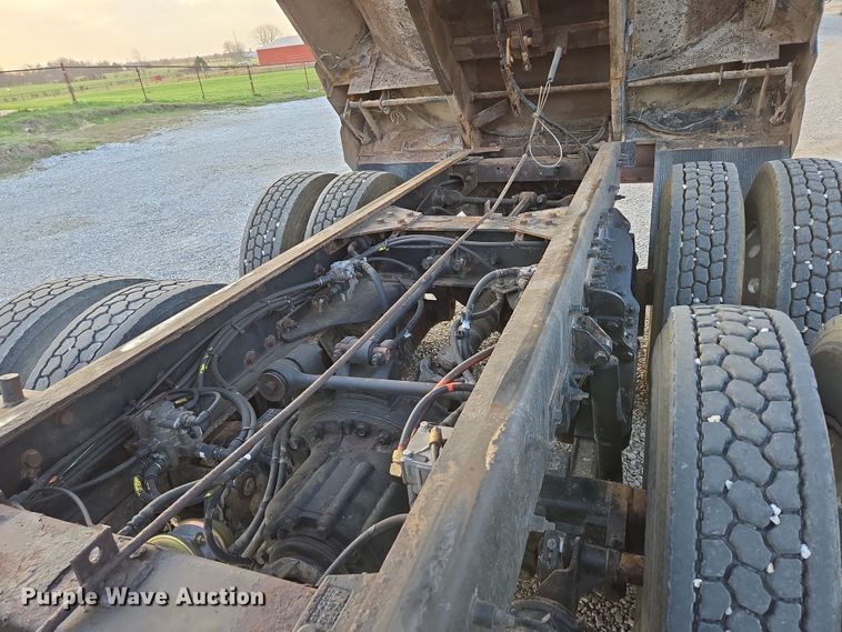 image for item DP6217 2015 Peterbilt PB348 dump truck