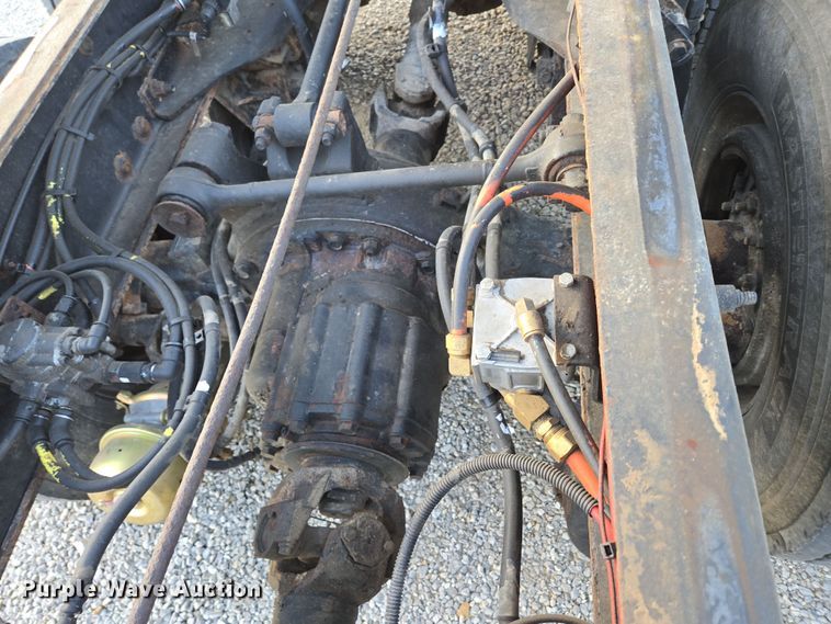 image for item DP6217 2015 Peterbilt PB348 dump truck