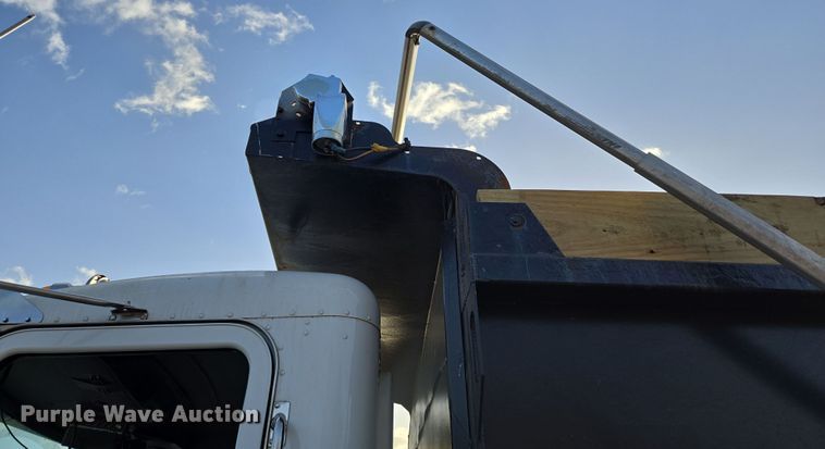 image for item DP6217 2015 Peterbilt PB348 dump truck