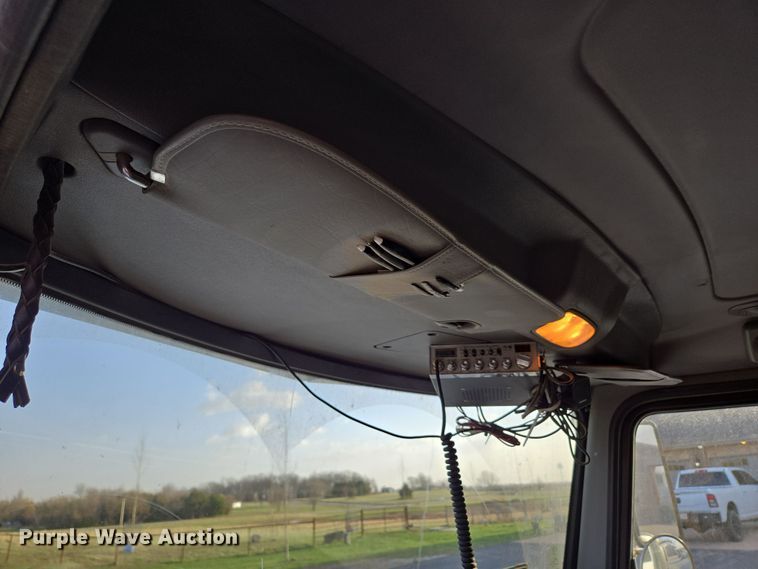 image for item DP6217 2015 Peterbilt PB348 dump truck