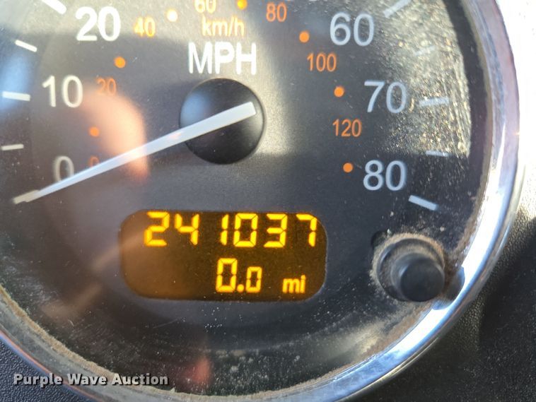 image for item DP6217 2015 Peterbilt PB348 dump truck