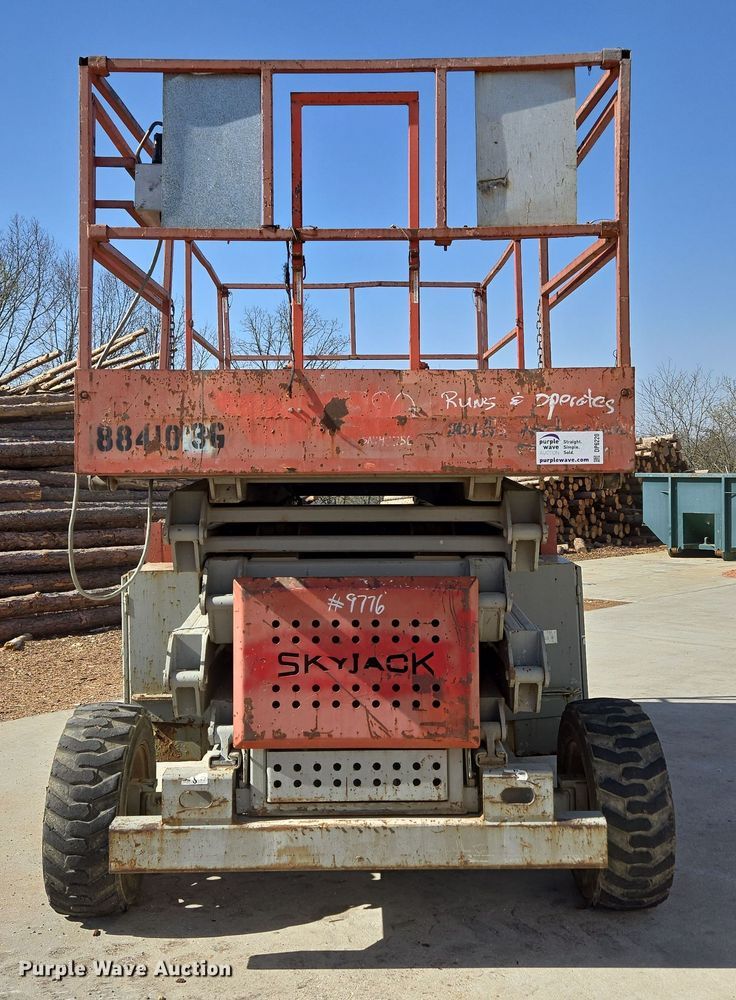 image for item DP6220 Skyjack SJ 8841 scissor lift