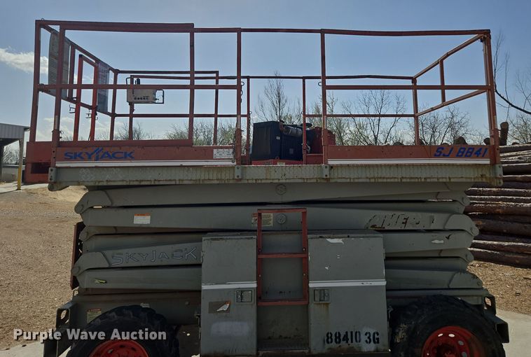 image for item DP6220 Skyjack SJ 8841 scissor lift