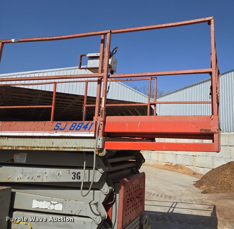 image for item DP6220 Skyjack SJ 8841 scissor lift