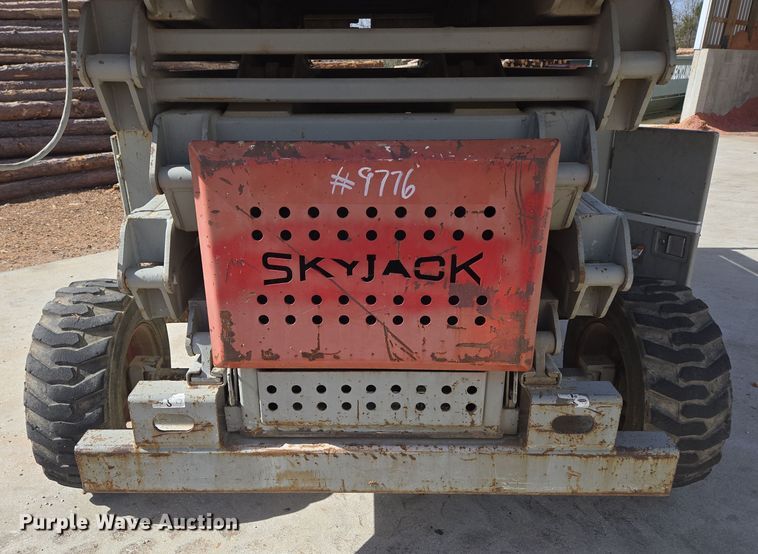 image for item DP6220 Skyjack SJ 8841 scissor lift