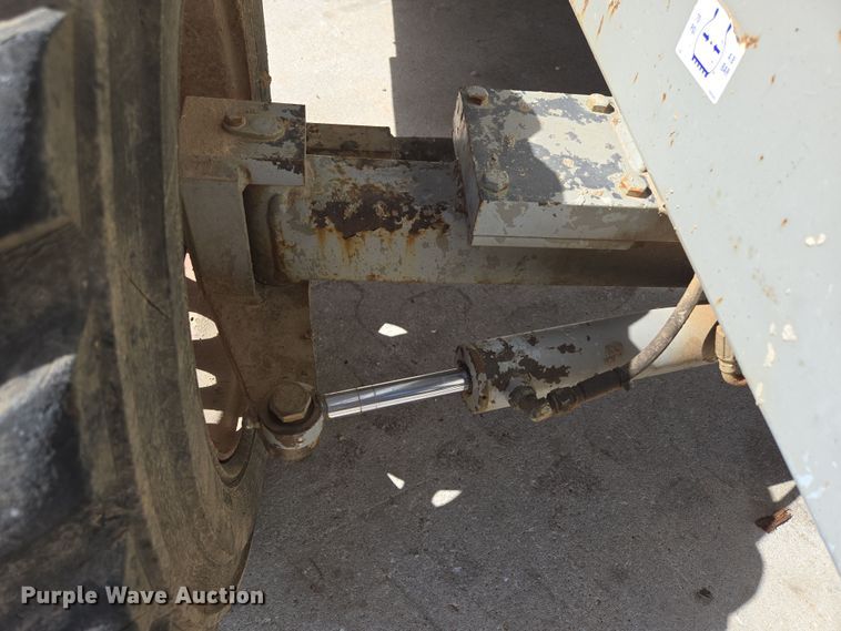 image for item DP6220 Skyjack SJ 8841 scissor lift