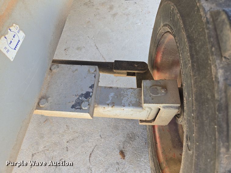 image for item DP6220 Skyjack SJ 8841 scissor lift