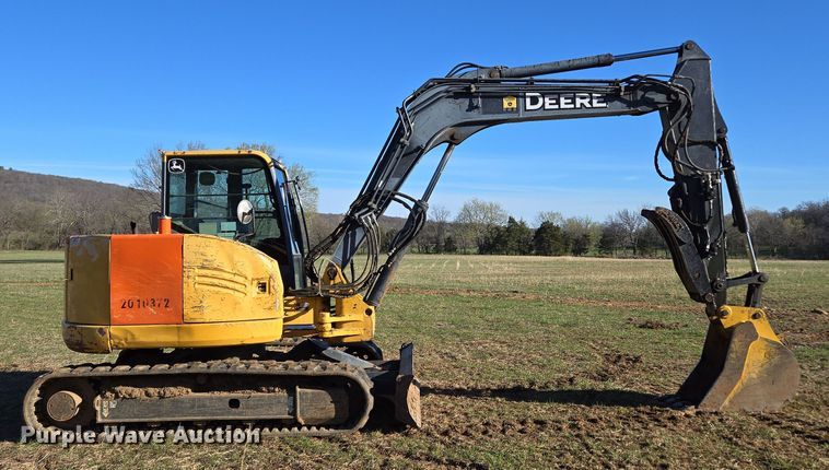 image for item DP6232 2010 John Deere 85D mini excavator