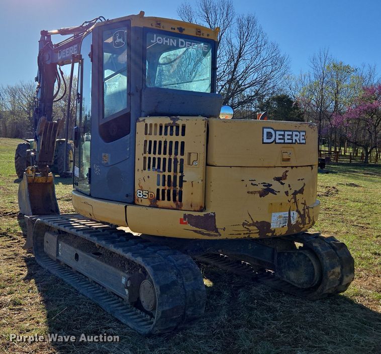 image for item DP6232 2010 John Deere 85D mini excavator