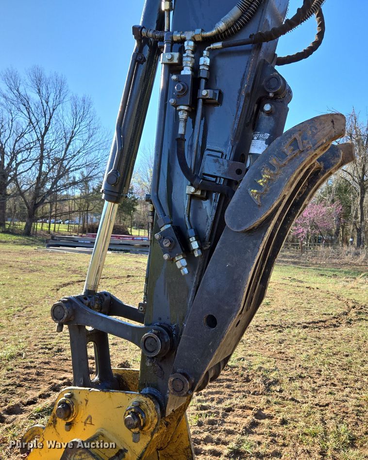 image for item DP6232 2010 John Deere 85D mini excavator