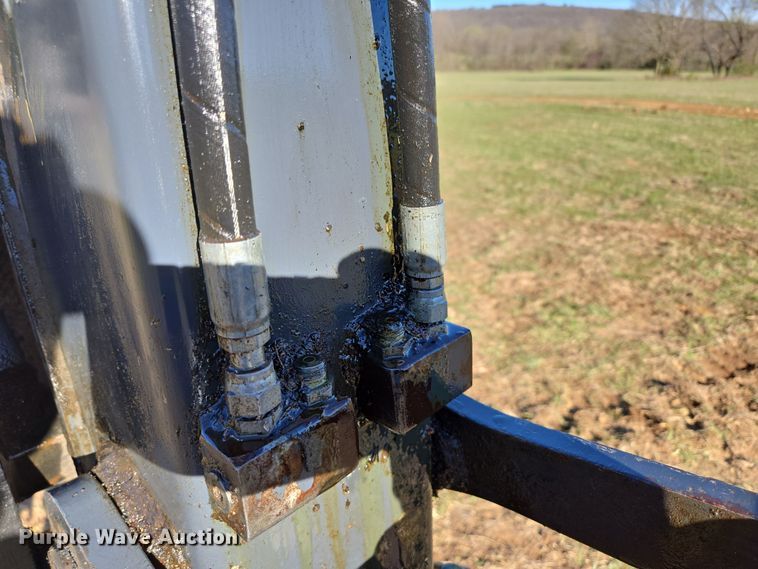 image for item DP6232 2010 John Deere 85D mini excavator