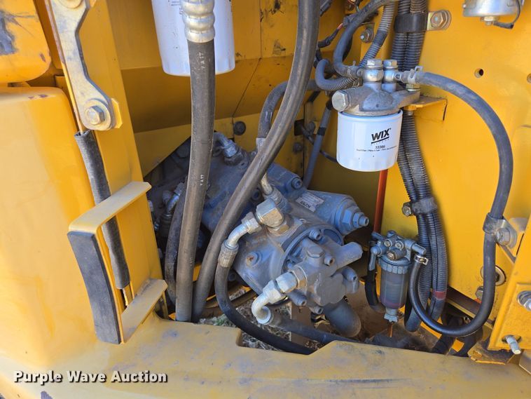 image for item DP6232 2010 John Deere 85D mini excavator